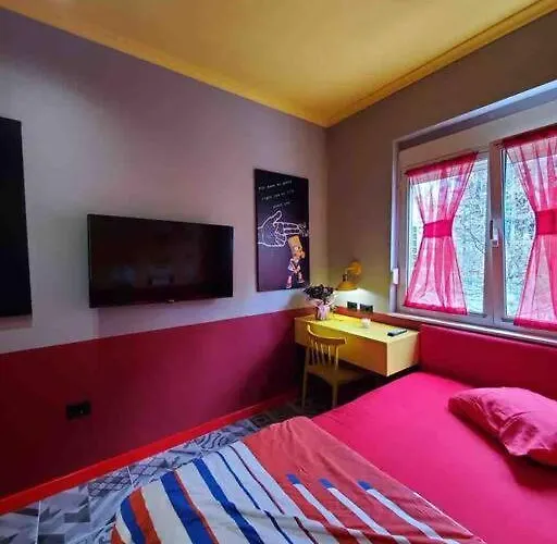 Apartment Emoji House