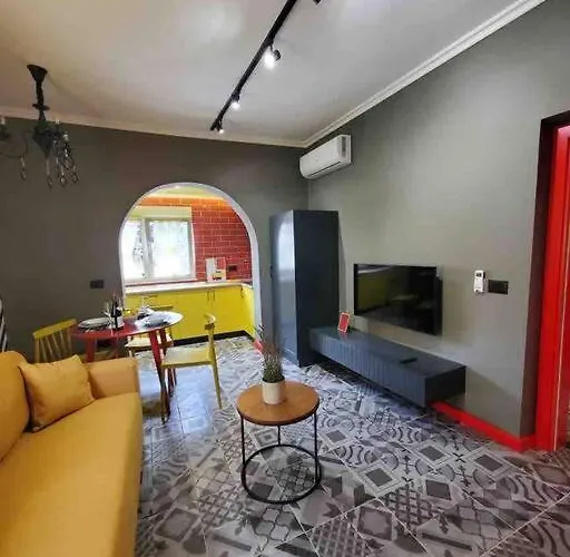 Emoji House * Tirana