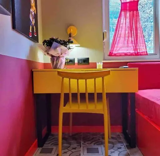 Emoji House * ティラナ